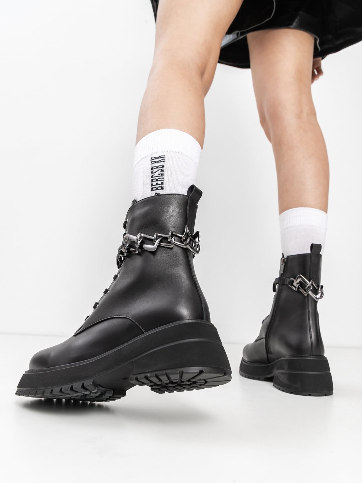 Damenstiefel mit Absatz und Isolierung