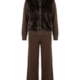 Damenpullover und Hose mit Kaschmiranteil