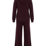 Damenpullover und Hose mit Kaschmiranteil