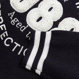Damenpullover und Hose mit Kaschmiranteil