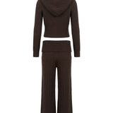Damenpullover und Hose mit Kaschmiranteil