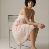 Damenkleid mit Leinen