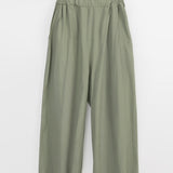 Plačios moteriškos kelnės