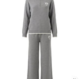 Damenpullover und Hose mit Kaschmiranteil