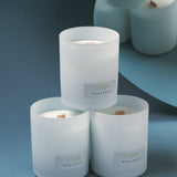 Duftende Sojawachskerze mit Holzdocht „Opullence“, 210 g